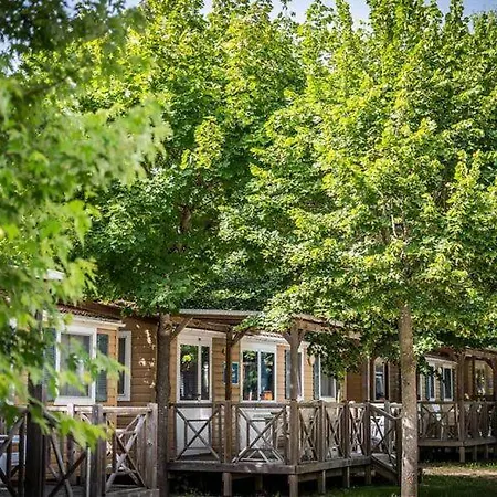 度假居 Mobilehome In *
